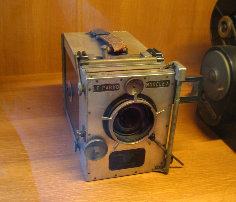 Normal Frame Rate - Parvo Model L - Hand Cranked Film Camera