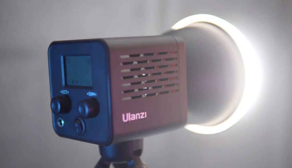 ULANZI LT028 40W COB Light Output